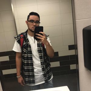 Meet your Posher, Gustavo